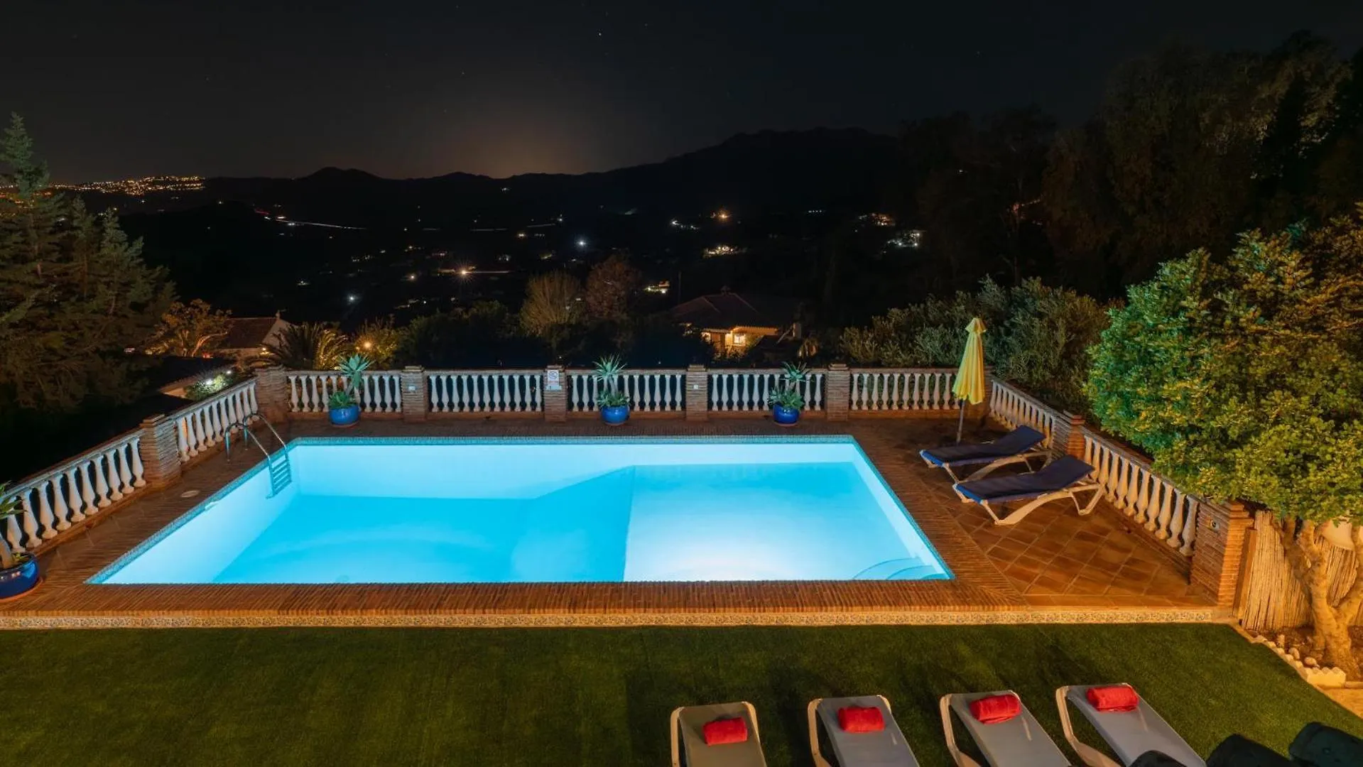 Villa Buhardilla By Casitas Select Mijas