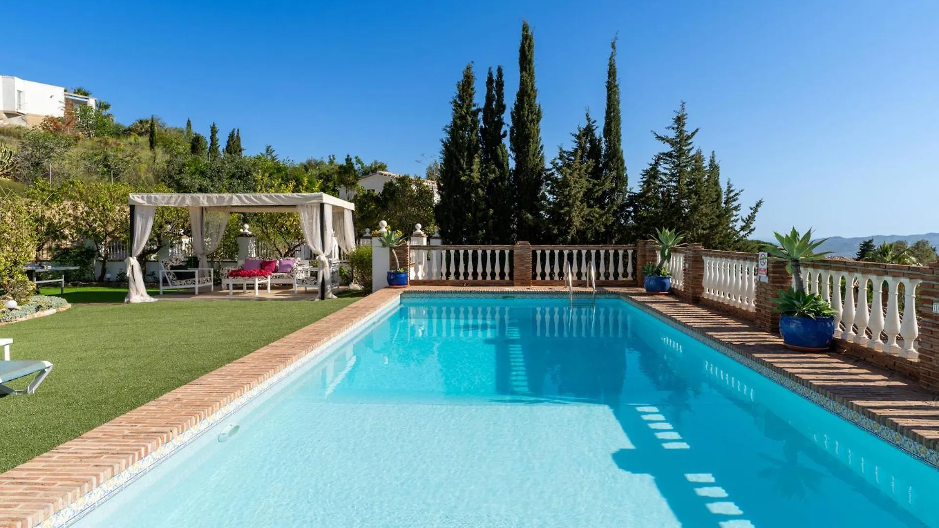 Villa Buhardilla By Casitas Select Mijas
